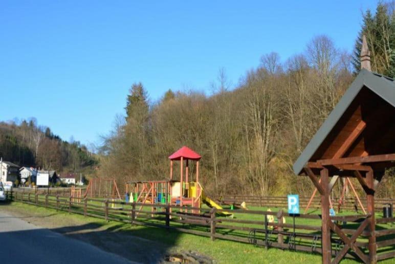 Pokoje Goscinne U Faronow Muszyna Exterior foto